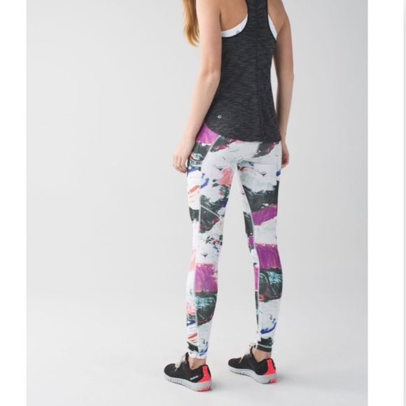 Lululemon Speed Tight III Luxtreme size 6 - Picture 3 of 6